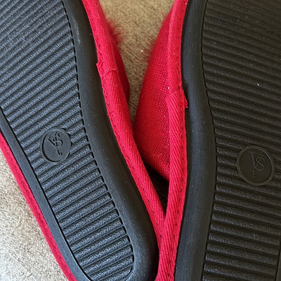 Victoria Secret slippers - Picture 4 of 6